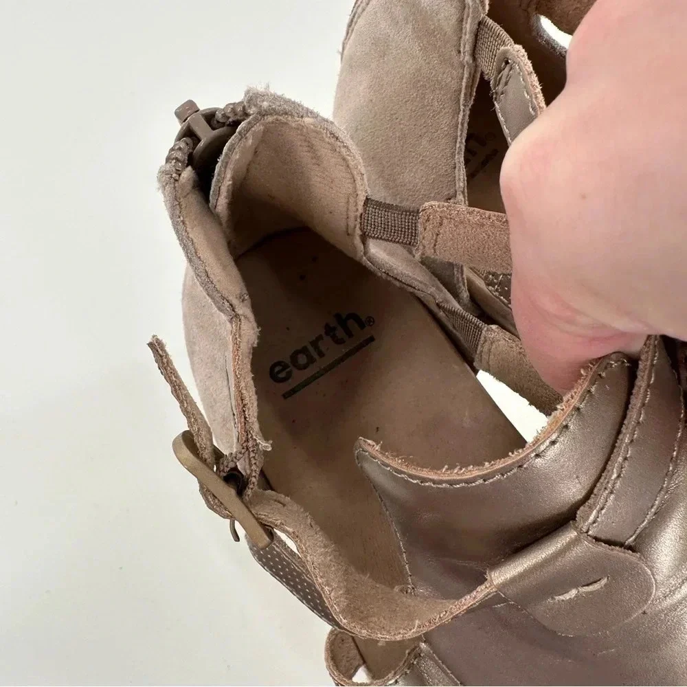 Earth womens platform sandals size 7.5 bronze leather beige suede Espadrilles